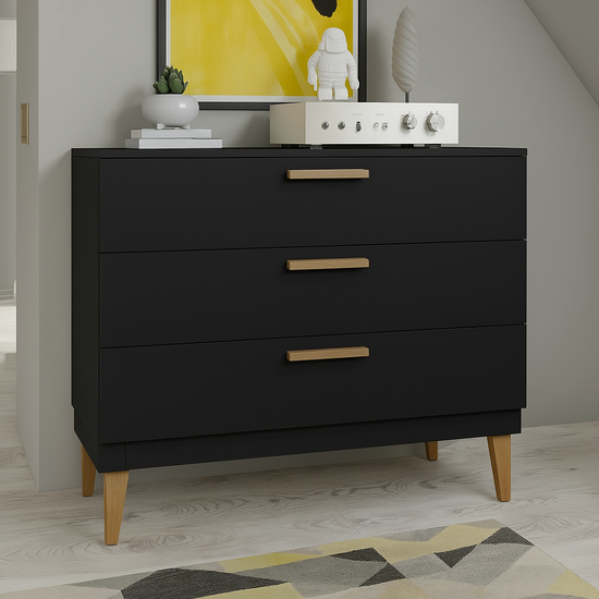 commode blanche à trois tiroirs