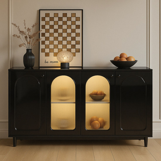 buffet au design élégant avec portes vitrées