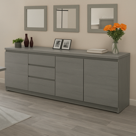 Buffet moderne avec miroirs