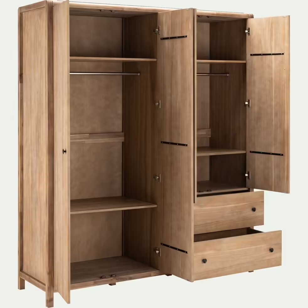 Armoire en bois sur mesure, élégante et fonctionnelle